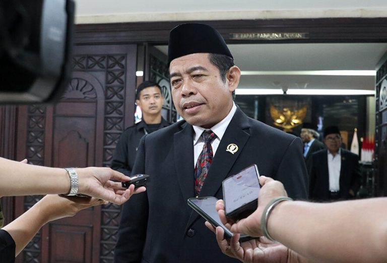 Alat Kelengkapan Dewan Diumumkan Di Paripurna