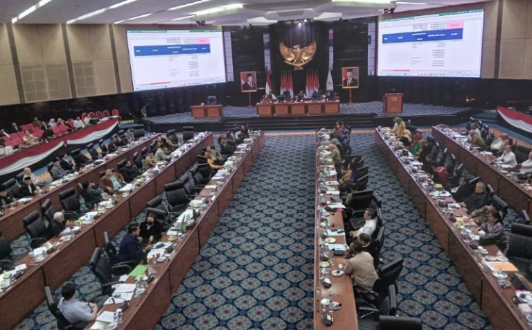 DPRD Minta Dua PJLP Untuk Setiap Anggota 