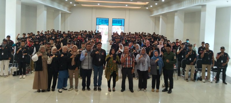 Narsum, anggota Bawaslu Jakarta Barat, Panwascam/PKD dan PTPS Kecamatan Cengkareng, Jakarta Barat. *ist