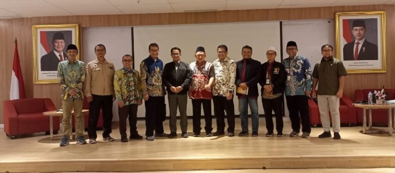 Harmonisasi Zakat dan Wakaf Menyelesaikan Persoalan Umat