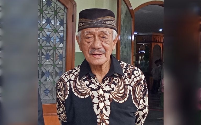 Pengamat: Serangan Balik Pendukung Jokowi Lewat Tolak RUU TNI 
