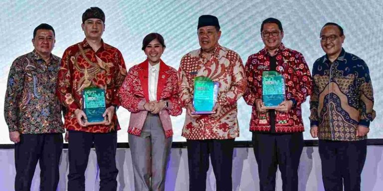 Pemprov DKI Jakarta Raih Nilai Tertinggi Indeks Masyarakat Digital Indonesia 2025