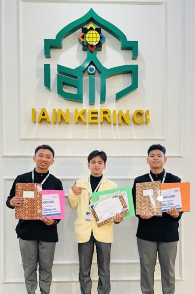 Foto dari kiri ke kanan: Satrio Jati Wiguna, M. Zikri Ardani dan Muhammad Rafa Najwan. *Ist