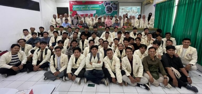 Selama Ramadhan, Fakultas Dakwah PTIQ Terjunkan Mahasiswa untuk Pengabdian Masyarakat 