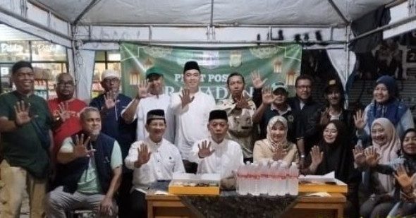 Kegiatan monitoring ini melibatkan unsur 3 Pilar, yaitu: Bhabinkamtibmas, dari Pemerintah Lurah Sumur Batu Nurhadiyat, Kasie Kesra Ibu Yani, Satpol PP, Para Ketua RW, RT bersama pengurusnya, Tokoh Masyarakat serta Petugas PPSU. *Ist