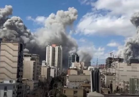 Perang Iran melawan Amerika Serikat dan Israel memasuk hari kedua belas, terkondisi tersebut mantan Perdana Menteri Qatar, Hamad bin Jassim bin Jaber Al Thani, memperingatkan negara-negara kawasan Teluk agar tidak terjebak konflik melawan Iran. *Ist