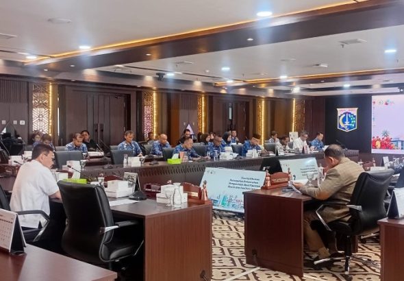 Rapat Pansus Penagihan Fasos - Fasum dalam rapat Pansus, Senin (27/4/2026), yang dipimpin Ketua Pansus, Inggard Joshua. *ric/man