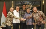 Pertemuan DPR dengan Menteri Sekretaris Negara Prasetyo Hadi, Menteri Keuangan Purbaya Yudhi Sadewa serta Gubernur Bank Indonesia Perry Warjiyo, di Kompleks Parlemen Senayan, Jakarta, Sabtu (6/6/2026), membahas perkembangan ekonomi nasional. *Ist