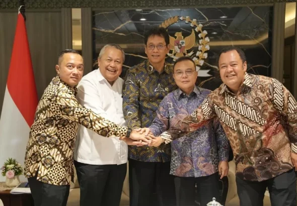 Pertemuan DPR dengan Menteri Sekretaris Negara Prasetyo Hadi, Menteri Keuangan Purbaya Yudhi Sadewa serta Gubernur Bank Indonesia Perry Warjiyo, di Kompleks Parlemen Senayan, Jakarta, Sabtu (6/6/2026), membahas perkembangan ekonomi nasional. *Ist