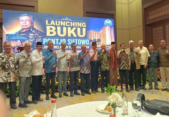 Sejumlah tokoh nasional yang hadir di acara Peluncuran Buku dan Orasi Kebangasaan Sabtu (13/6/2026) sepakat melawan ketidakadilan dalam sengketa Hotel Sultan. *Ist