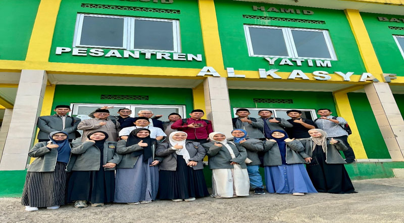 Mahasiswa Program Pascasarjana Konsentrasi MPQ Universitas PTIQ Jakarta melakukan Rihlah Ilmiah ke Pondok Pesantren Al-Kasyaf di Cileunyi, Bandung. *Ist