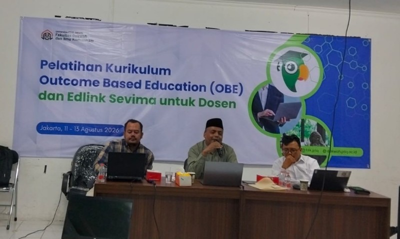 Dari kiri: Yasser Muda Lubis, Dr. Topikurohman dan Wahab Nur Kadri. *Ist