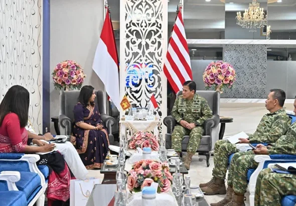 Sashikala Premawardhane dan Muhammad Ali. foto:indodefense.com