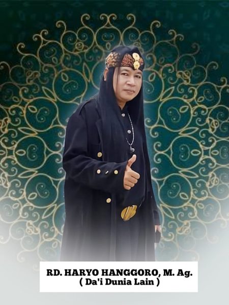 Raden Haryo Hanggoro atau yang lebih di kenal dengan laqobnya yaitu Raden Jubah Ireng. *Ist