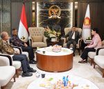 Wakil Ketua DPR RI Sufmi Dasco Ahmad menerima kunjungan Ketua Dewan Komisioner OJK Friderica Widyasari Dewi, Kepala Eksekutif Pengawas Pasar Modal, Keuangan Derivatif dan Bursa Karbon Hasan Fawzi, serta Kepala Eksekutif Pengawas Bursa Mineral dan Komoditas Strategis Sarjito di Kompleks Parlemen, Senayan, Jakarta, Selasa (29/9/2026). *Foto: ig@sufmi_dasco