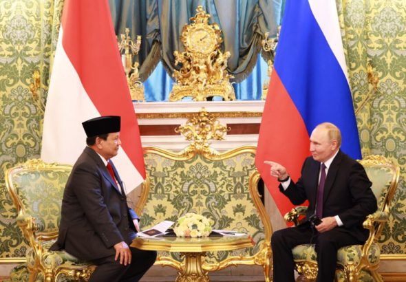 Presiden Prabowo Subianto bersama Presiden Rusia Vladimir Putin dalam kunjungan sebelumnya. *foto: ps.com