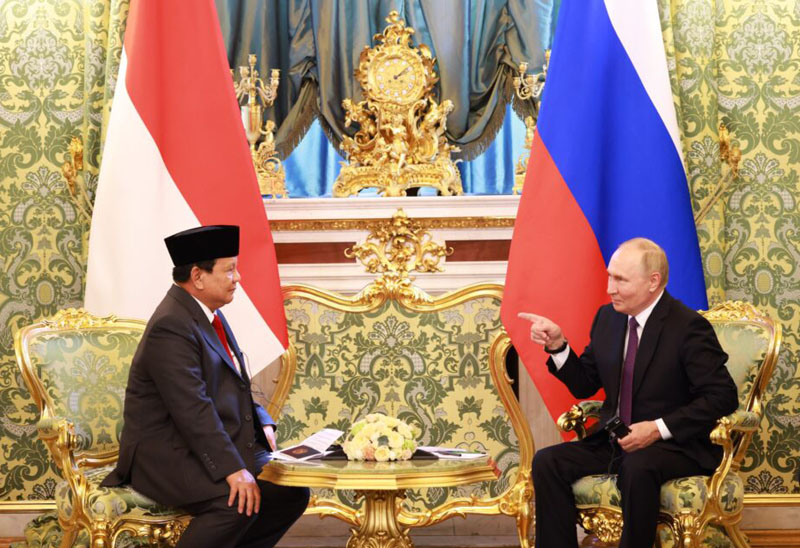 Presiden Prabowo Subianto bersama Presiden Rusia Vladimir Putin dalam kunjungan sebelumnya. *foto: ps.com