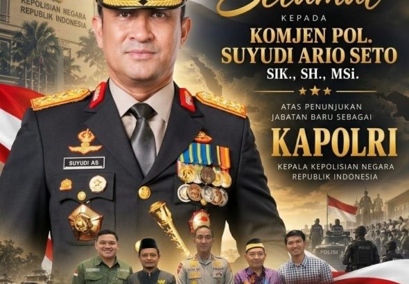 Kiyai Baequni Yasin (IKBAR Wangsakara) Sambut Kapolri Suyudi Ario Seto.*Ist